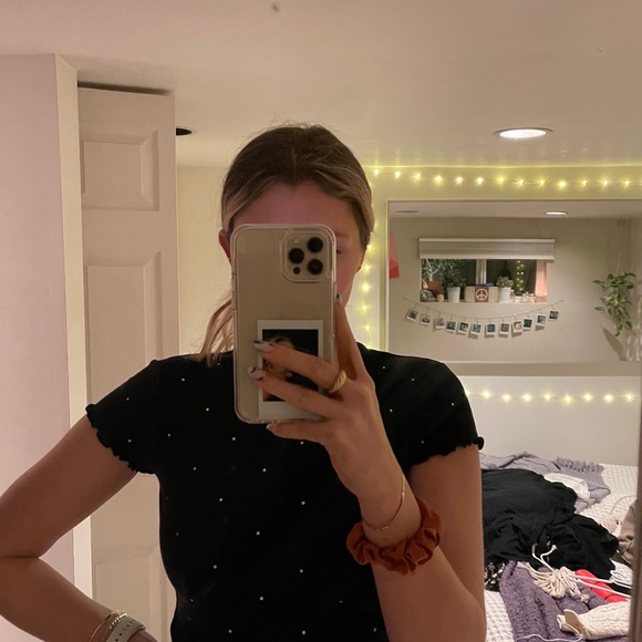 Black polka dot T - Picture 2 of 2